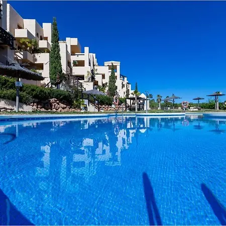Luxury Penthouse - Pools/paddle Ocean View! Manilva